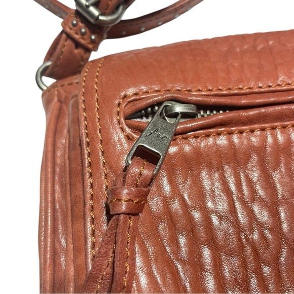 Forest and Culver Redish Brown Crossbody bag - Picture 6 of 15